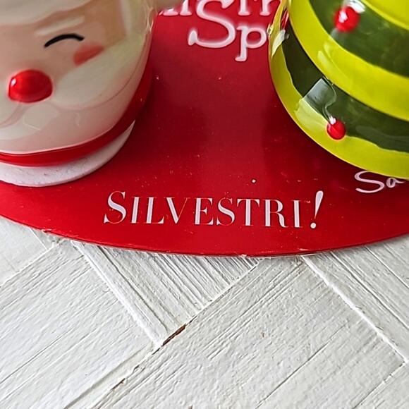Hit the Spot Christmas Santa & Christmas Tree Salt & Pepper Shakers (NWOB) - Picture 7 of 7